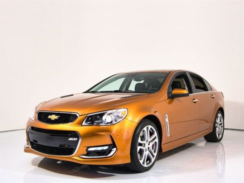 Used 2017 Chevrolet SS RWD image 4