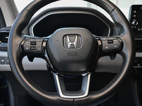 Used 2025 Honda Pilot EX-L image 24