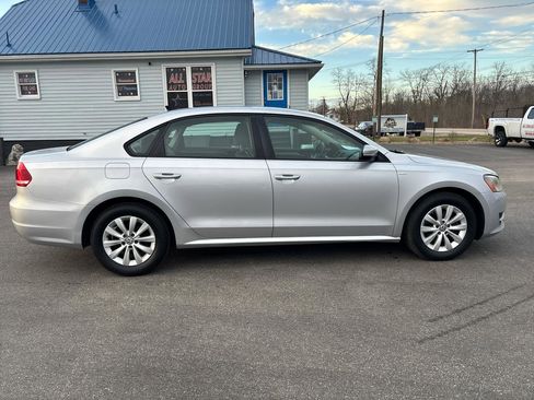 Used 2014 Volkswagen Passat 1.8T Wolfsburg Edition image 9