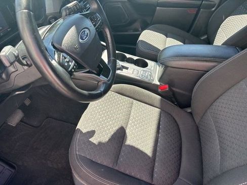 Used 2023 Ford Escape Active AWD/4WD image 11