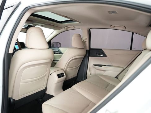 Used 2014 Honda Accord EX-L image 35