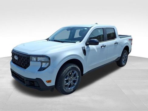 New 2026 Ford Maverick XLT w/ XLT Luxury Package AWD/4WD image 2