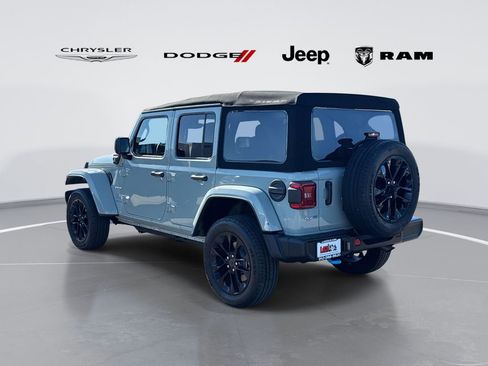 Used 2024 Jeep Wrangler Unlimited Sahara image 3