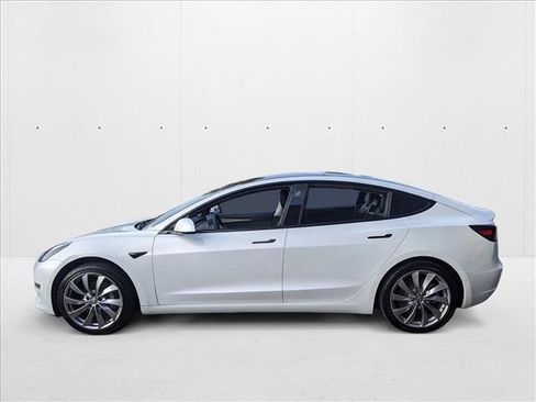Used 2022 Tesla Model 3 Long Range image 9