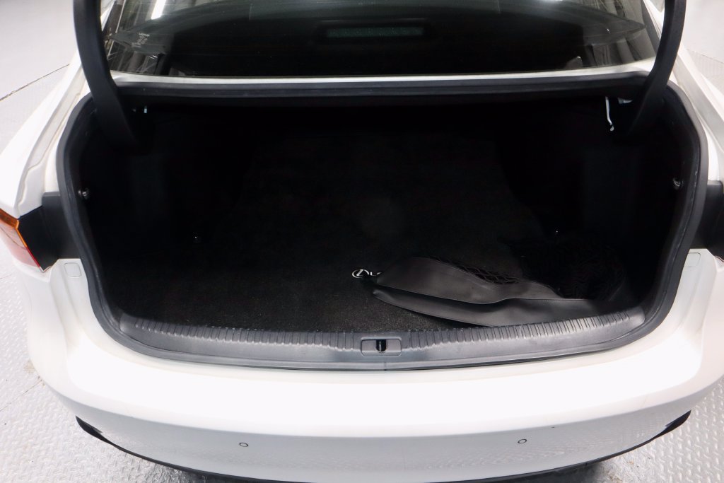 Used 2019 Lexus IS 300 w/ Premium Package RWD image 14