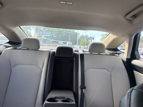 Used 2019 Ford Fusion SE w/ Equipment Group 151A FWD image 38