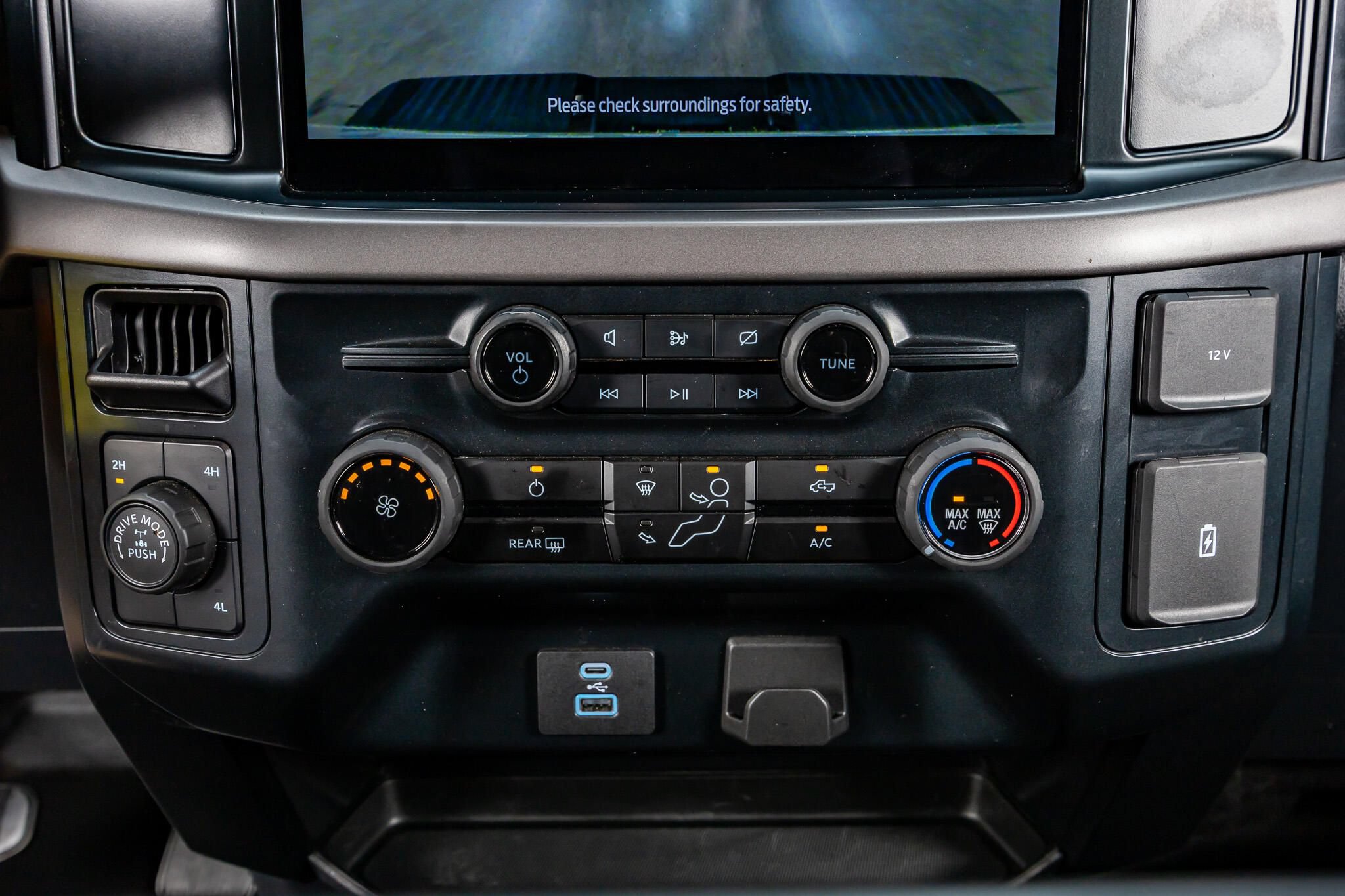 Used 2024 Ford F150 XL w/ Equipment Group 103A High AWD/4WD image 26