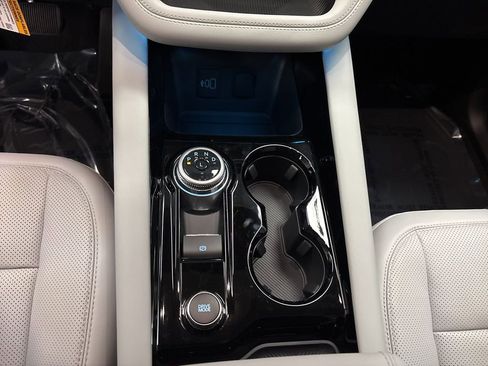 New 2026 Ford Explorer Platinum w/ LUX Leather Package image 20