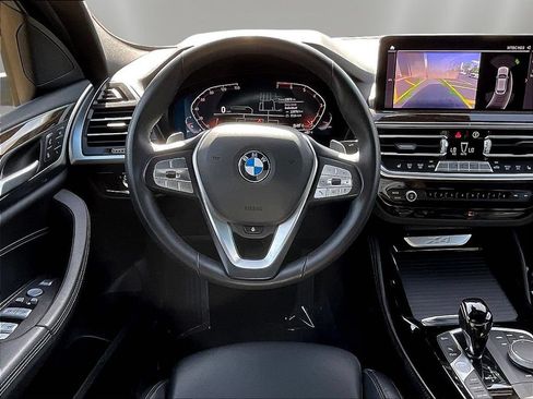Used 2023 BMW X4 xDrive30i w/ Premium Package AWD/4WD image 8