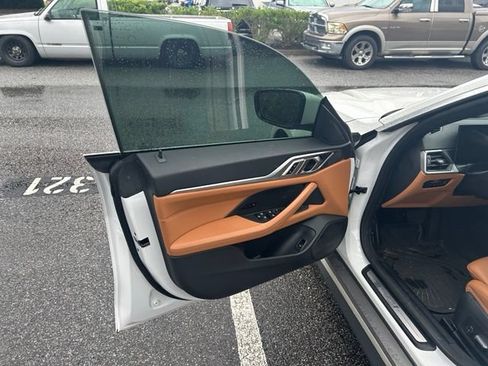 Used 2024 BMW i4 eDrive40 w/ Premium Package RWD image 12