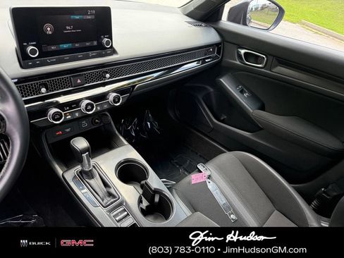 Used 2022 Honda Civic Sport image 28