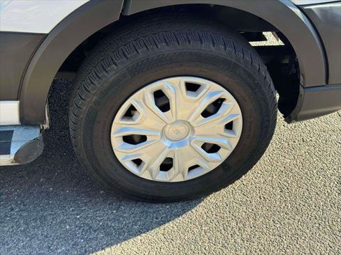 Used 2024 Ford Transit 250 Low Roof w/ Exterior Upgrade Package image 9