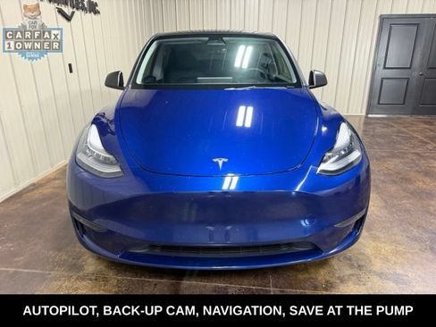 Used 2023 Tesla Model Y Long Range AWD/4WD image 2