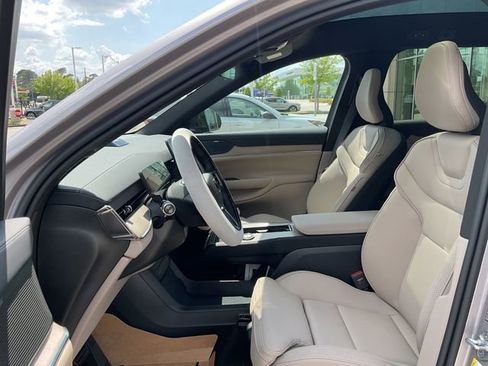 New 2026 Volvo EX90 Plus image 17