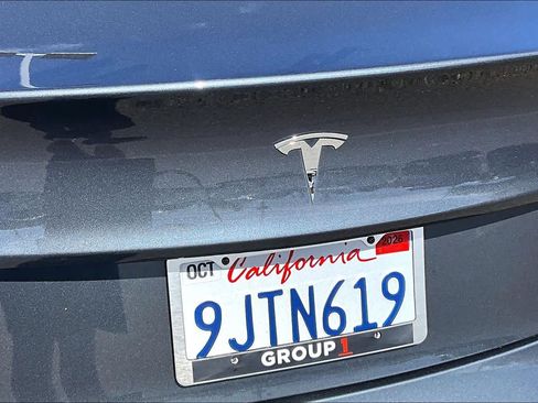 Used 2023 Tesla Model 3 Standard Range RWD image 30