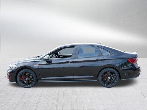 Certified 2023 Volkswagen Jetta GLI Autobahn w/ GLI Black Package FWD image 4