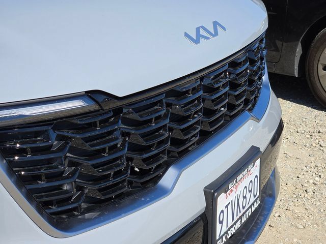 Certified 2025 Kia Sorento S FWD image 5
