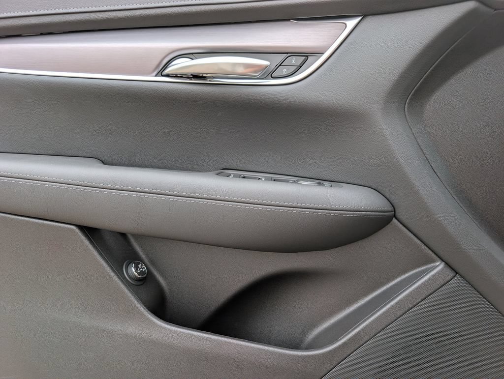 New 2026 Cadillac XT5 Luxury FWD image 14