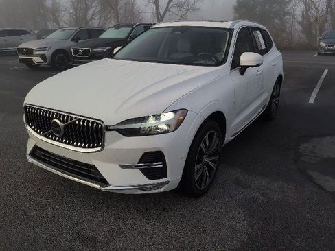 Used 2023 Volvo XC60 B5 Ultimate w/ Protection Package Premier image 1