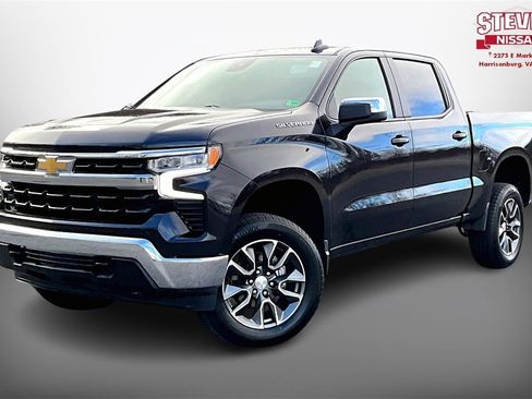 Used 2023 Chevrolet Silverado 1500 LT image 3