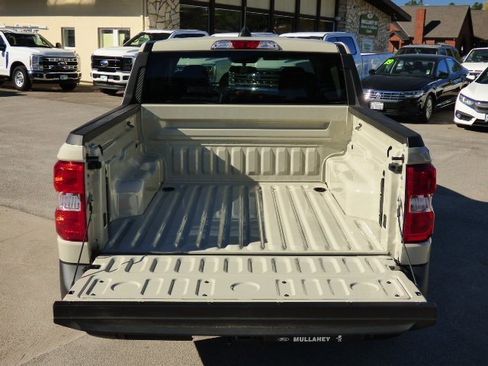 New 2025 Ford Maverick XLT w/ XLT Luxury Package image 10