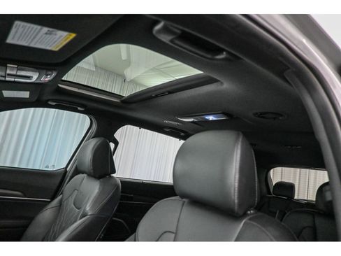 Used 2024 Kia Telluride EX X-Line AWD/4WD image 38