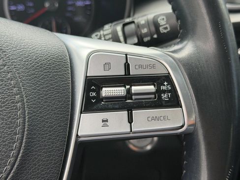 Used 2020 Kia Telluride S w/ S 8 Passenger Seating Package FWD image 21