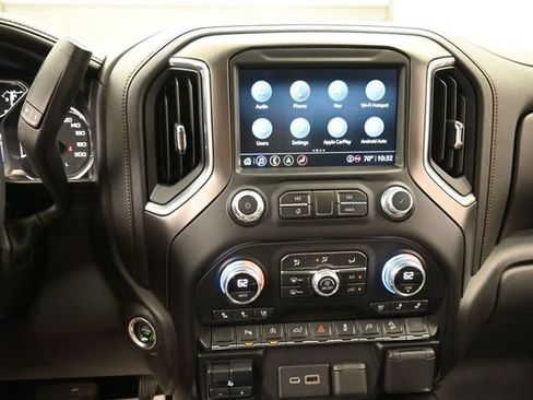 Used 2021 GMC Sierra 1500 AT4 w/ AT4 Value Package AWD/4WD image 10