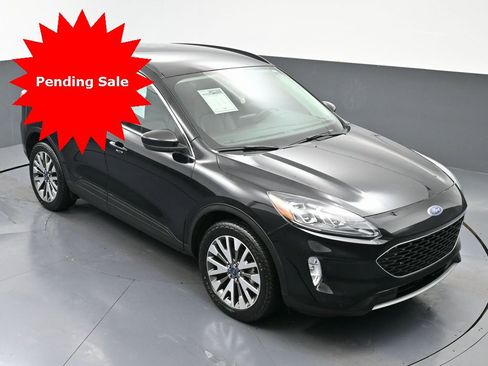 Used 2022 Ford Escape Titanium image 44