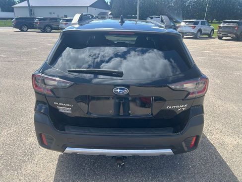 Used 2022 Subaru Outback Limited XT AWD/4WD image 6