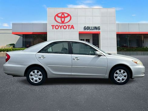 Used 2004 Toyota Camry LE FWD image 6