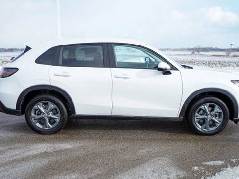 Used 2026 Honda HR-V LX image 8