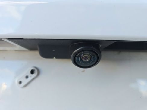 Used 2020 Ford Fusion SEL image 13