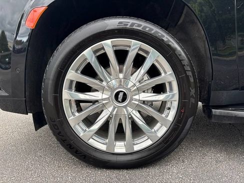 Used 2023 Cadillac Escalade ESV Premium Luxury w/ LPO, Floor Liner Package AWD/4WD image 14