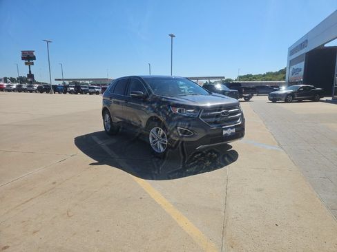 Used 2017 Ford Edge SEL w/ Equipment Group 201A AWD/4WD image 5
