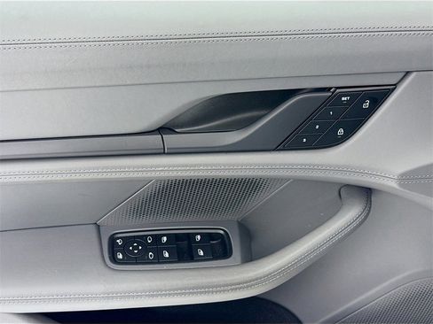 Used 2023 Porsche Taycan 4S image 11
