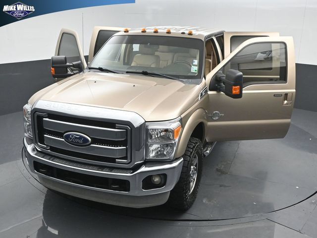 Used 2011 Ford F250 Lariat w/ Lariat Interior Pkg AWD/4WD image 26