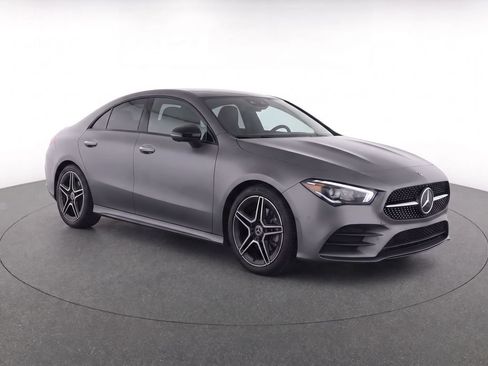 Used 2023 Mercedes-Benz CLA 250 4MATIC image 2