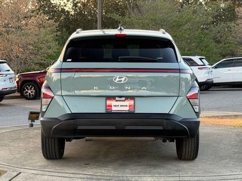 Used 2025 Hyundai Kona SEL image 6