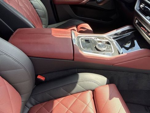 Used 2025 BMW X6 M60i w/ Executive Package image 16