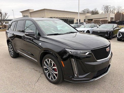 Certified 2024 Cadillac XT6 Sport w/ Technology Package image 4