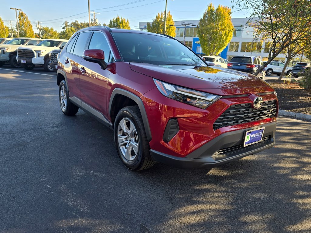 Used 2025 Toyota RAV4 XLE w/ Convenience Package AWD/4WD image 11
