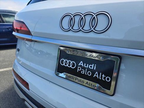 Used 2025 Audi Q7 3.0T Premium Plus AWD/4WD image 13