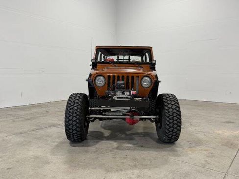 Used 1997 Jeep Wrangler SE image 3
