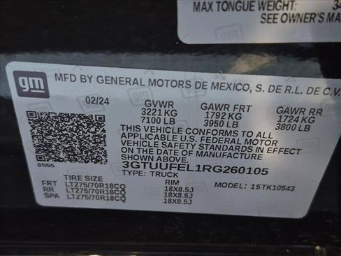 Used 2024 GMC Sierra 1500 AT4X AWD/4WD image 23