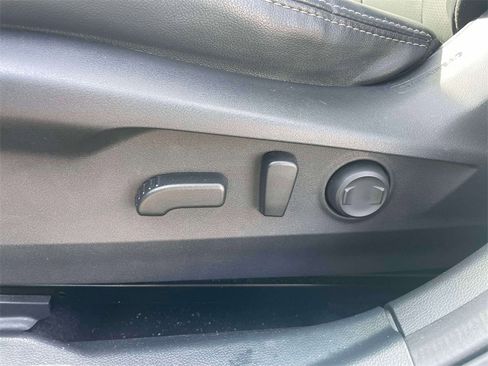 Used 2022 Subaru Outback Limited image 18