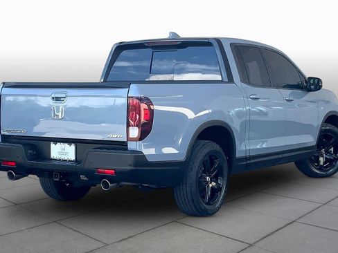 Used 2022 Honda Ridgeline Black Edition image 13