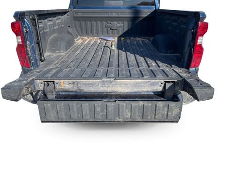 Used 2023 Chevrolet Silverado 2500 LT w/ Texas Edition image 30