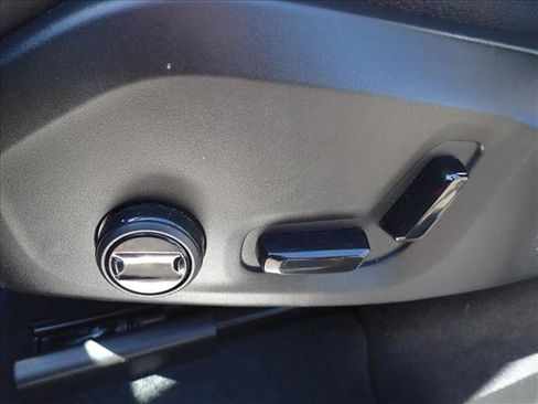 Used 2025 Volvo XC60 B5 Plus AWD/4WD image 14