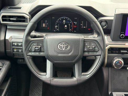 Used 2026 Toyota Tacoma SR5 RWD image 11